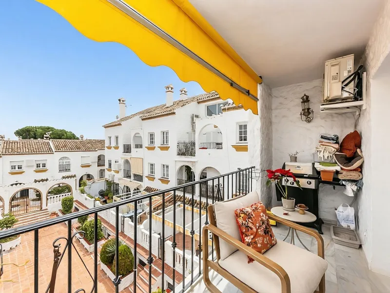 Penthouse Duplex in Tío Charles: An Andalusian Balcony in Benalmádena Pueblo