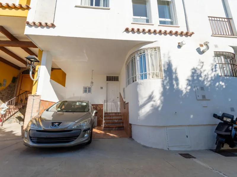 Townhouse for Sale in Marbella.       Prime Central Location