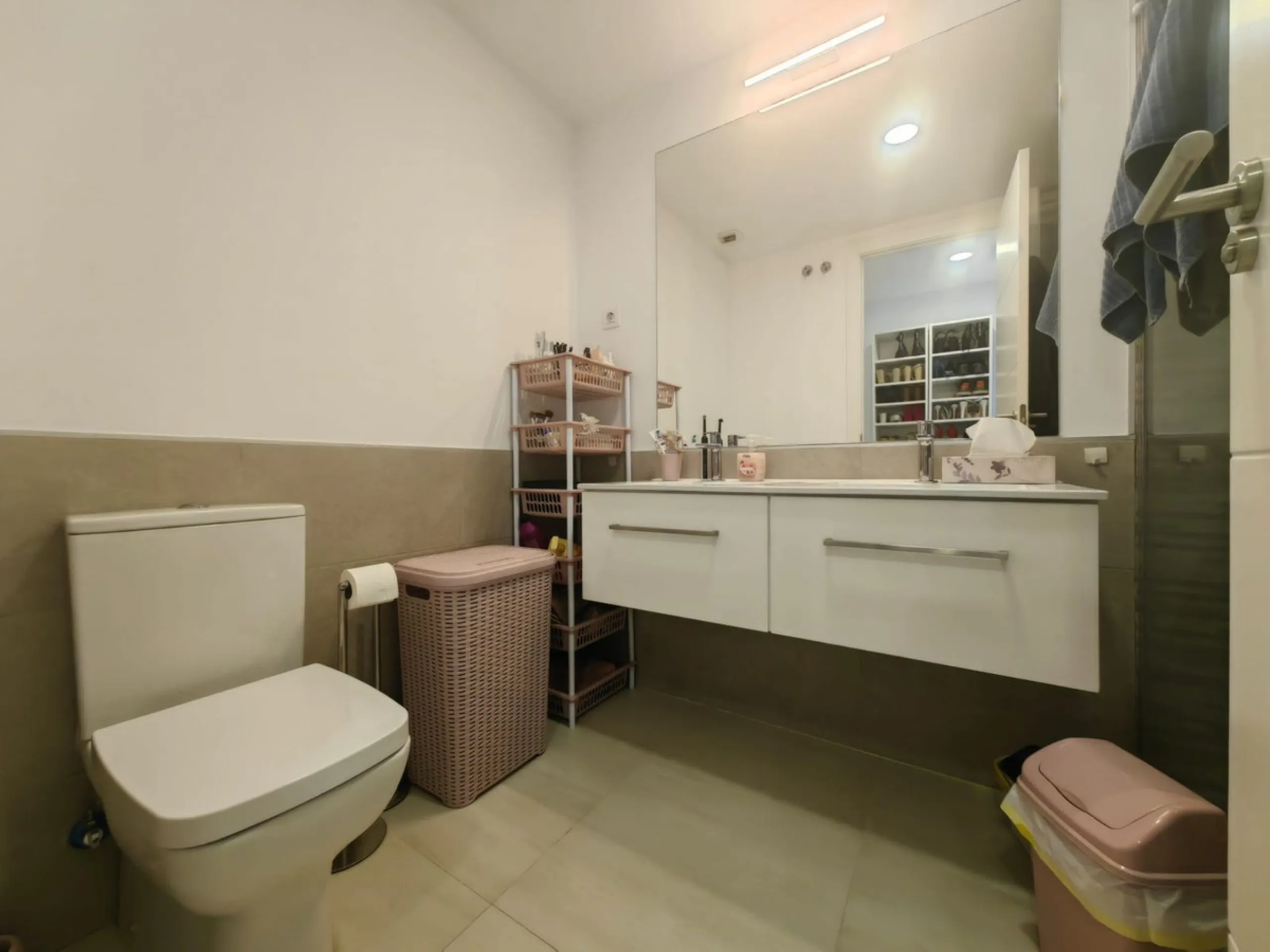 New Listing | 3-Bedroom Middle-Floor Apartment in Las Olas, La Gaspara, Estepona