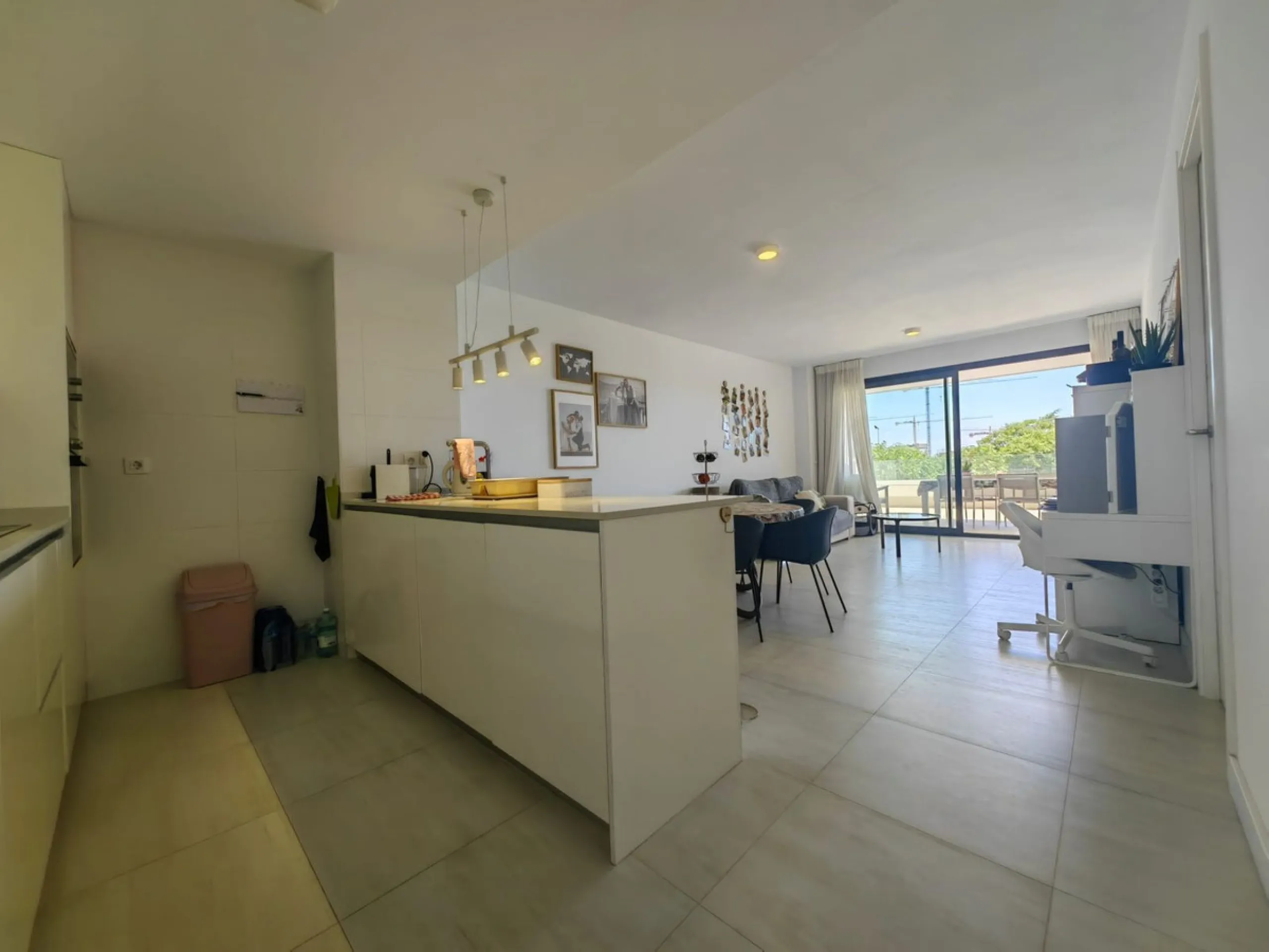 New Listing | 3-Bedroom Middle-Floor Apartment in Las Olas, La Gaspara, Estepona