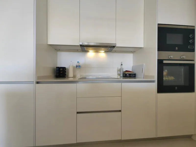 New Listing | 3-Bedroom Middle-Floor Apartment in Las Olas, La Gaspara, Estepona