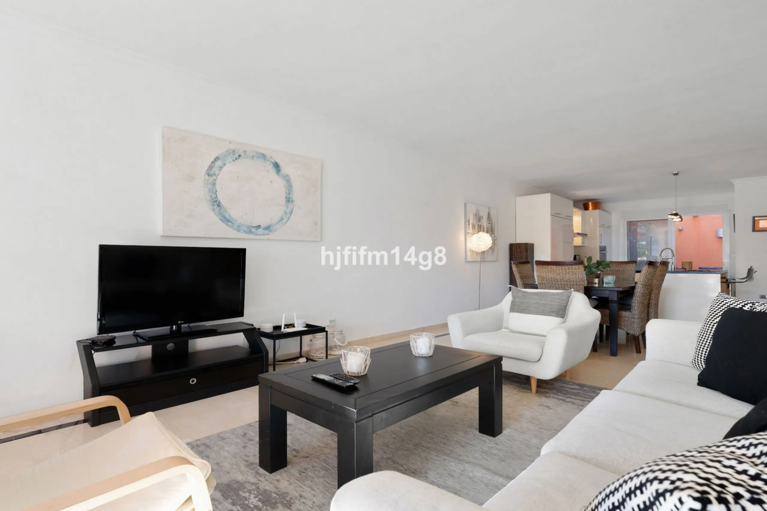 Apartment - Ground Floor Apartment в продаже в Marbella, Málaga. В доме 4 спален и 4 ванных комнат. Площадь дома 153 м². Площадь участка 30 м²