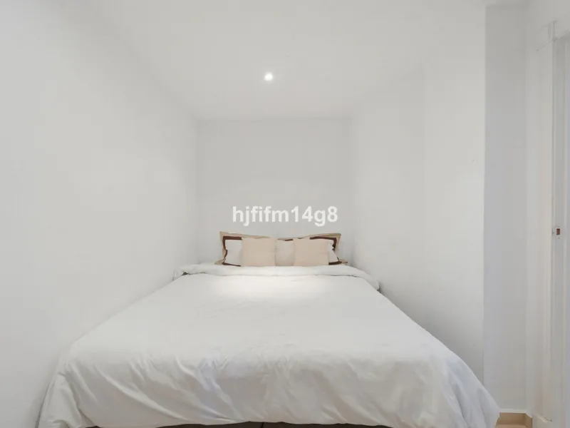 Apartment - Ground Floor Apartment в продаже в Marbella, Málaga. В доме 4 спален и 4 ванных комнат. Площадь дома 153 м². Площадь участка 30 м²