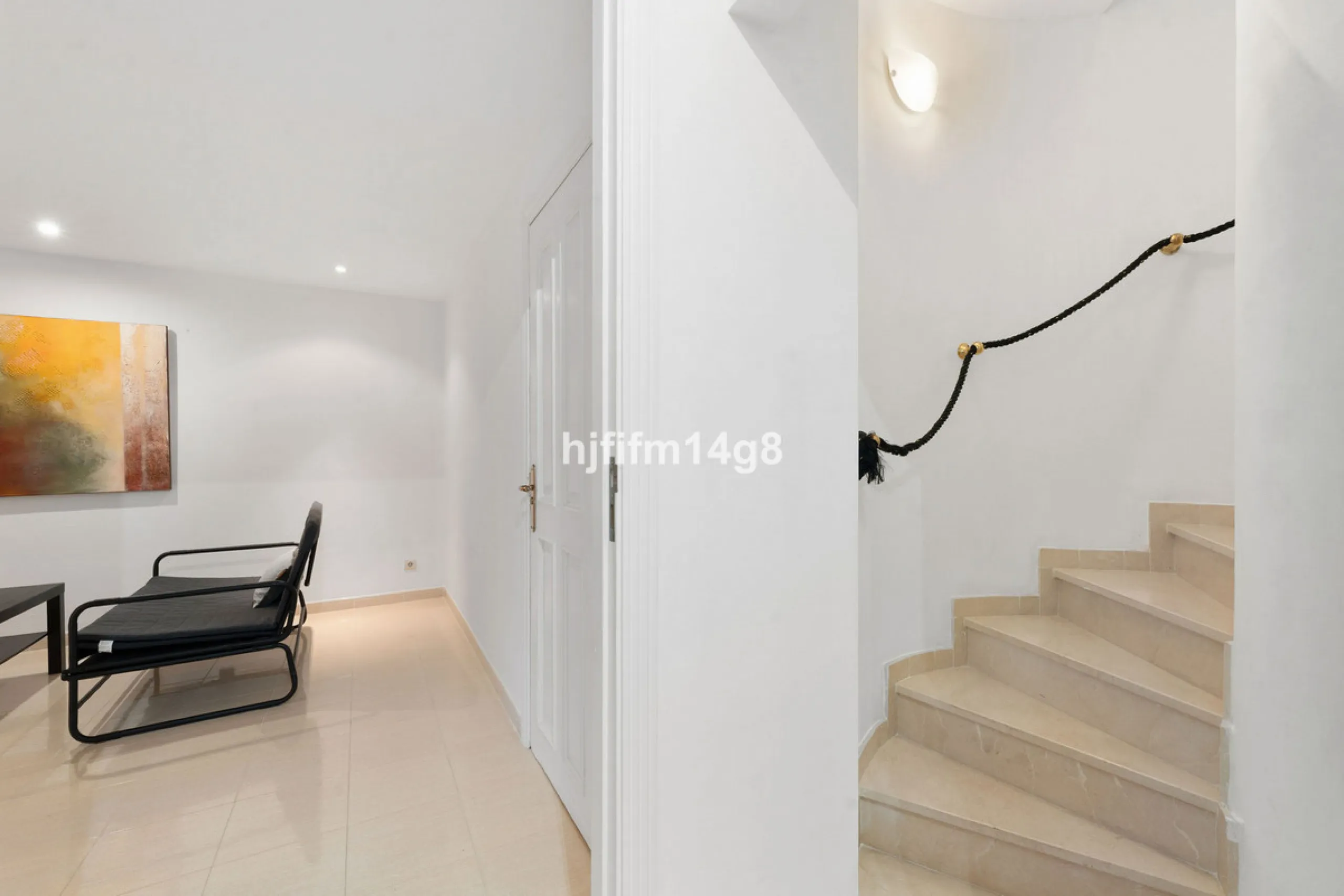 Apartment - Ground Floor Apartment в продаже в Marbella, Málaga. В доме 4 спален и 4 ванных комнат. Площадь дома 153 м². Площадь участка 30 м²