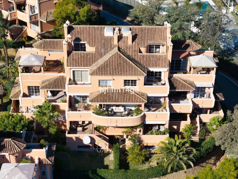 Apartment - Ground Floor Apartment в продаже в Marbella, Málaga. В доме 4 спален и 4 ванных комнат. Площадь дома 153 м². Площадь участка 30 м²