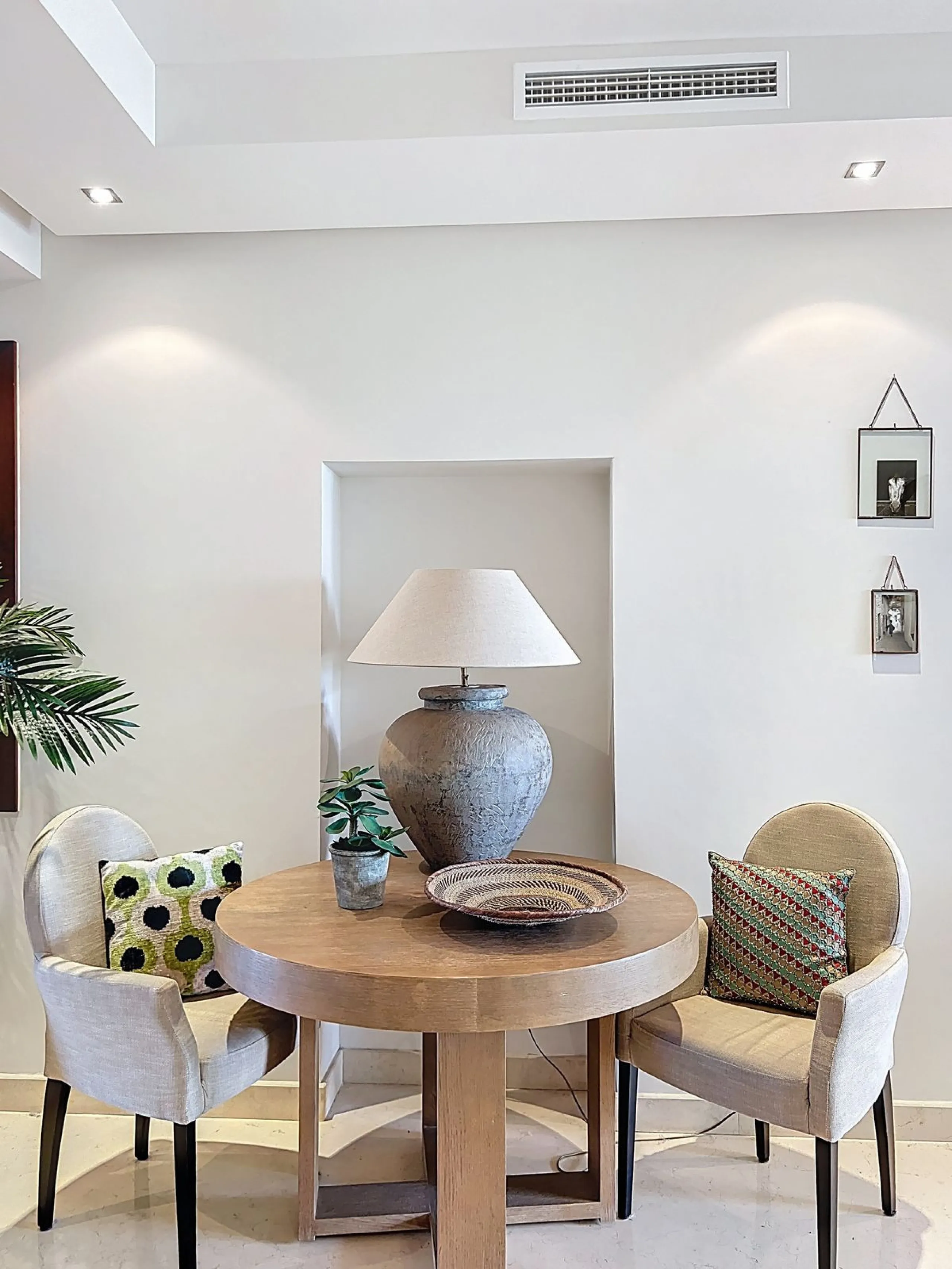 Beautiful Ground Floor Apartment with Garden in Gated & 24 h secured community in El Paraiso alto.