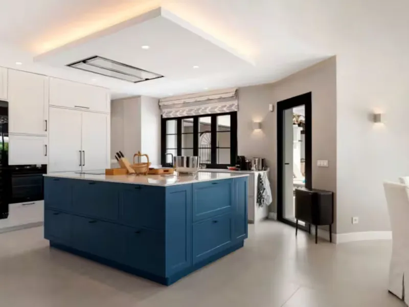 Spectacular, fully renovated villa located in one of the most prestigious areas of Benahavís.