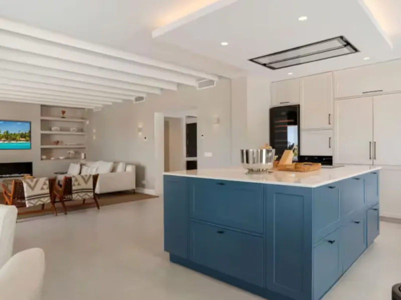 Spectacular, fully renovated villa located in one of the most prestigious areas of Benahavís.