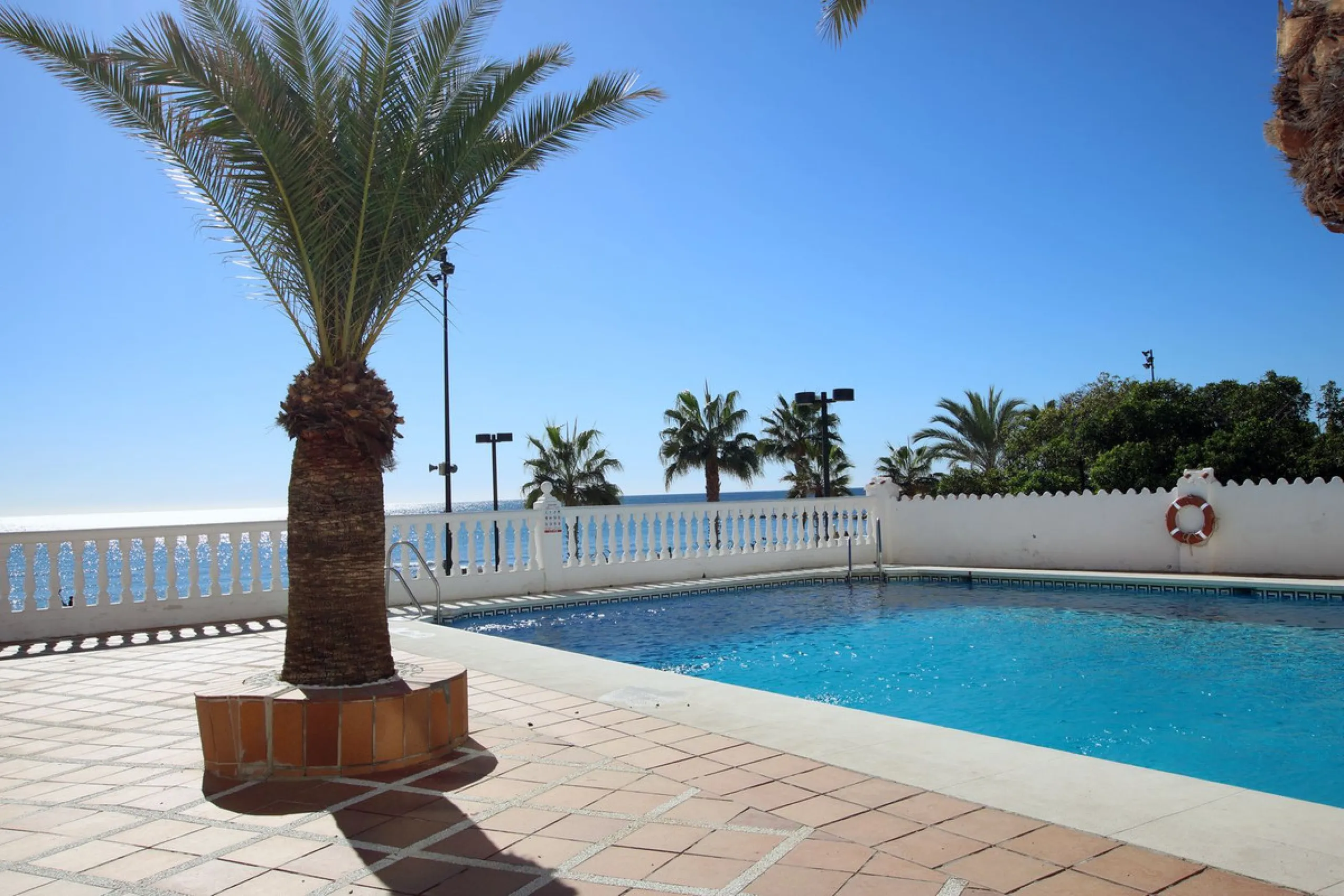 A unique 3 bedroom apartment right on the beach in Torreblanca/Fuengirola