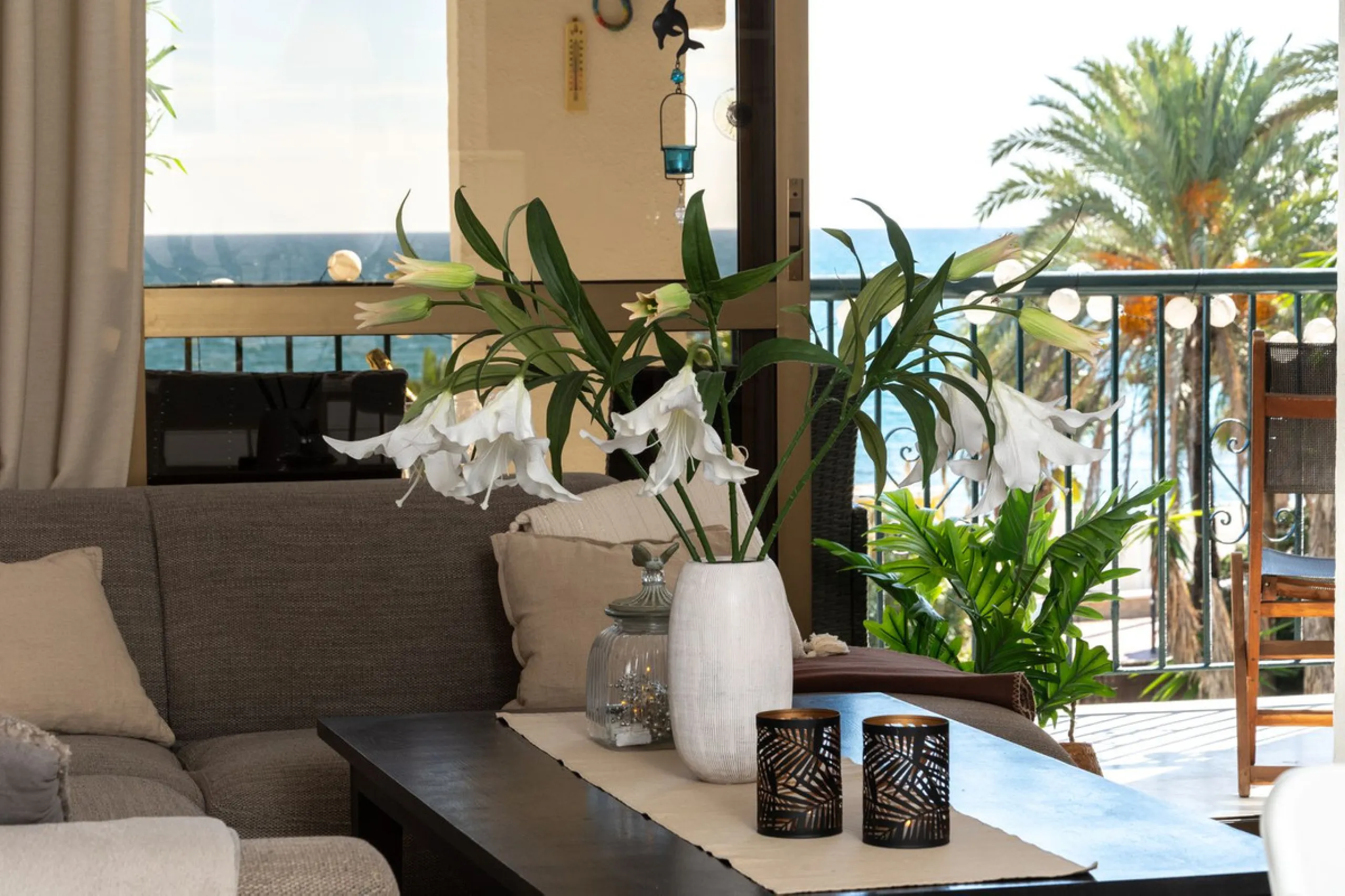 A unique 3 bedroom apartment right on the beach in Torreblanca/Fuengirola