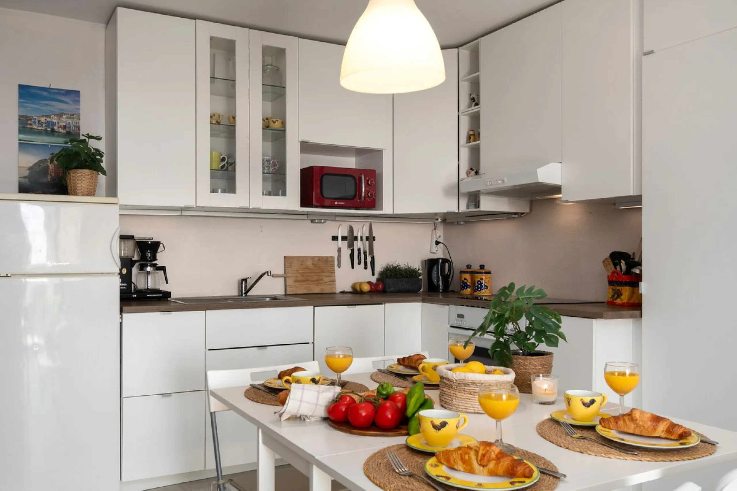 A unique 3 bedroom apartment right on the beach in Torreblanca/Fuengirola