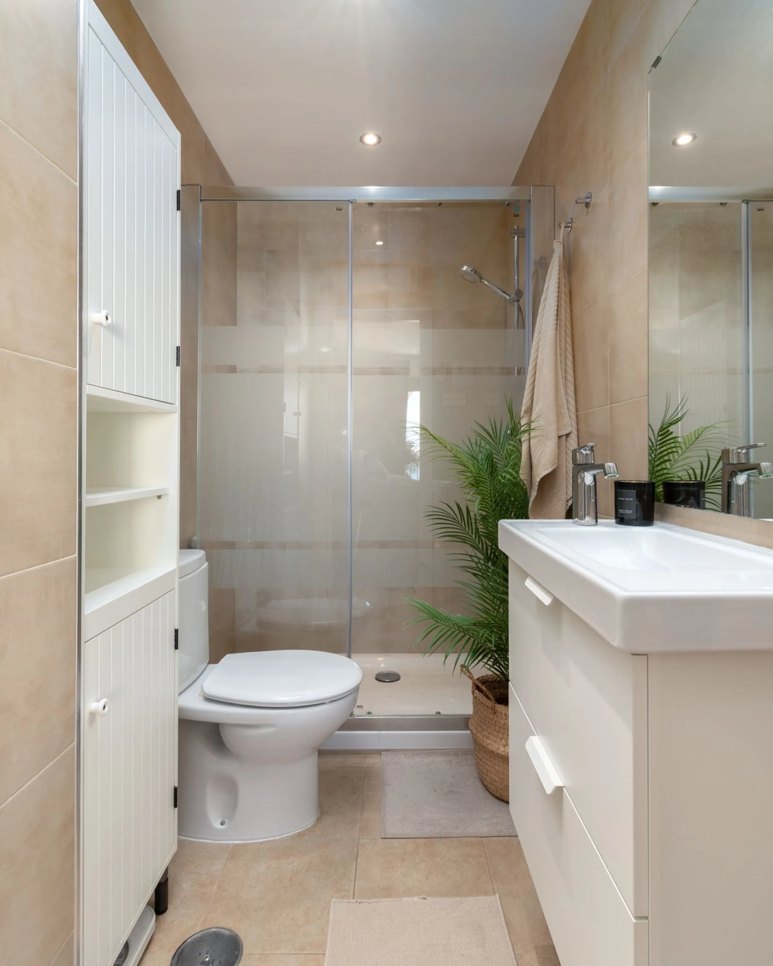 A unique 3 bedroom apartment right on the beach in Torreblanca/Fuengirola