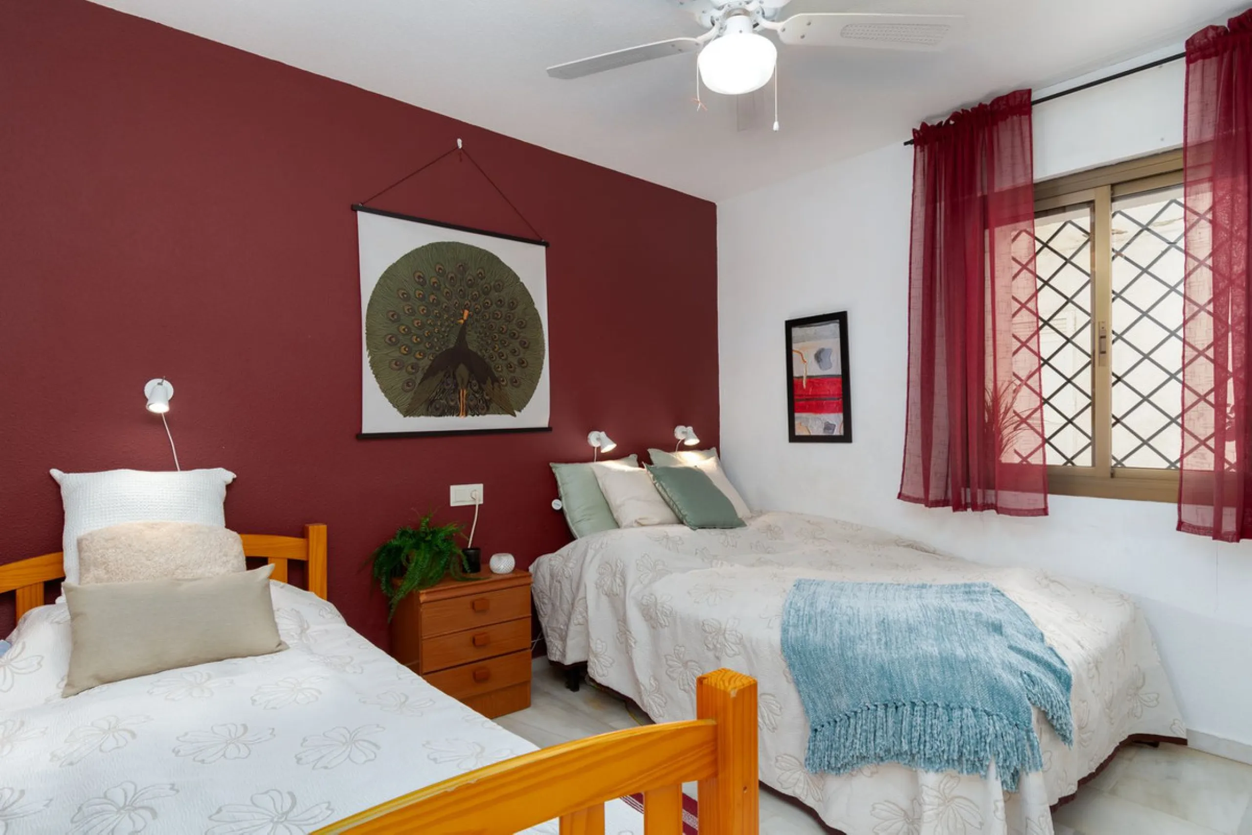 A unique 3 bedroom apartment right on the beach in Torreblanca/Fuengirola