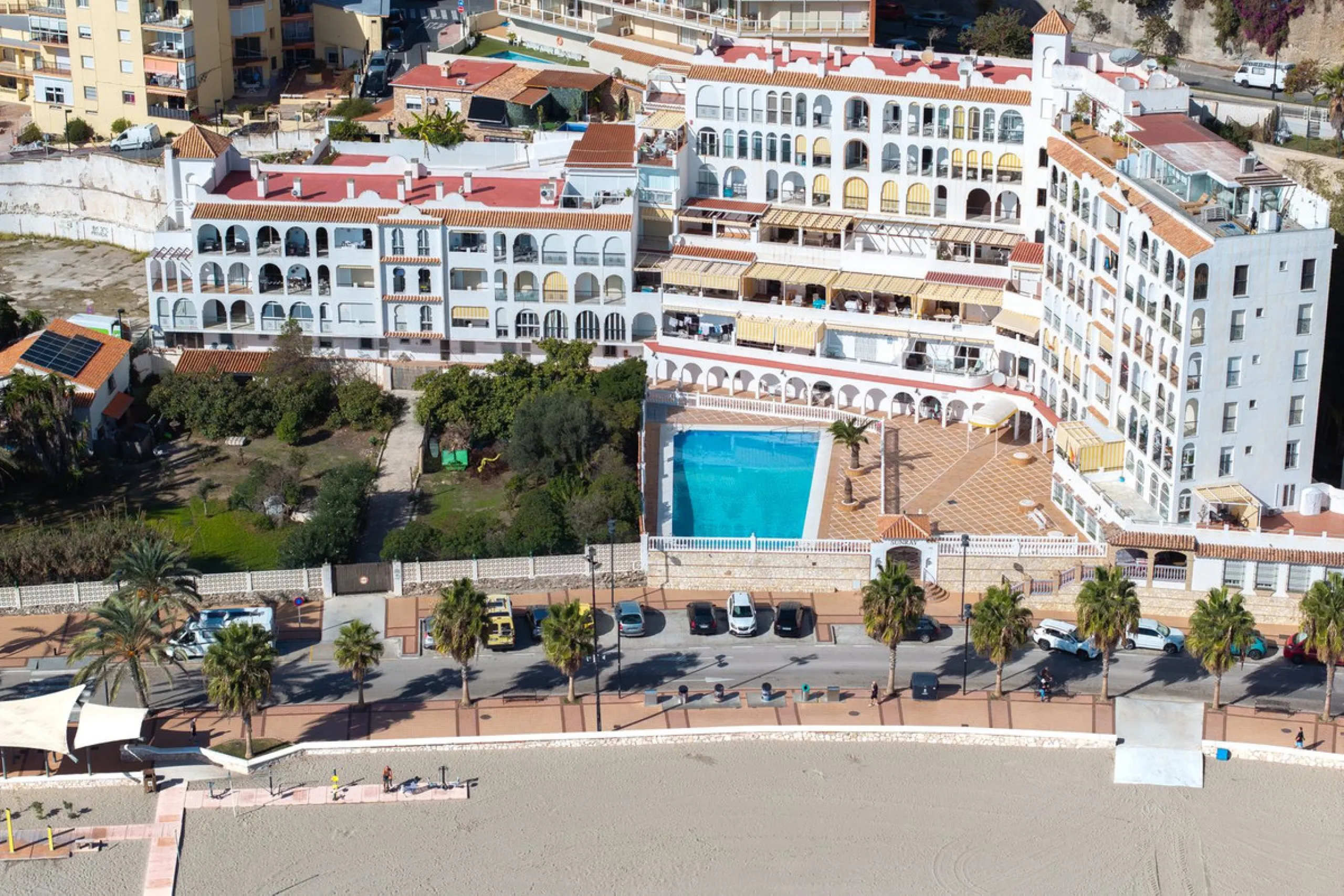 A unique 3 bedroom apartment right on the beach in Torreblanca/Fuengirola