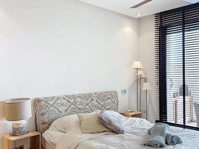 Beautiful Ground Floor Apartment with Garden in Gated & 24 h secured community in El Paraiso alto.