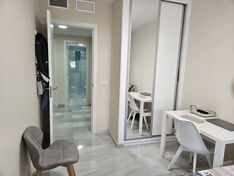 Stylish Renovated Apartment Just 3 Minutes from the Beach – Fuengirola