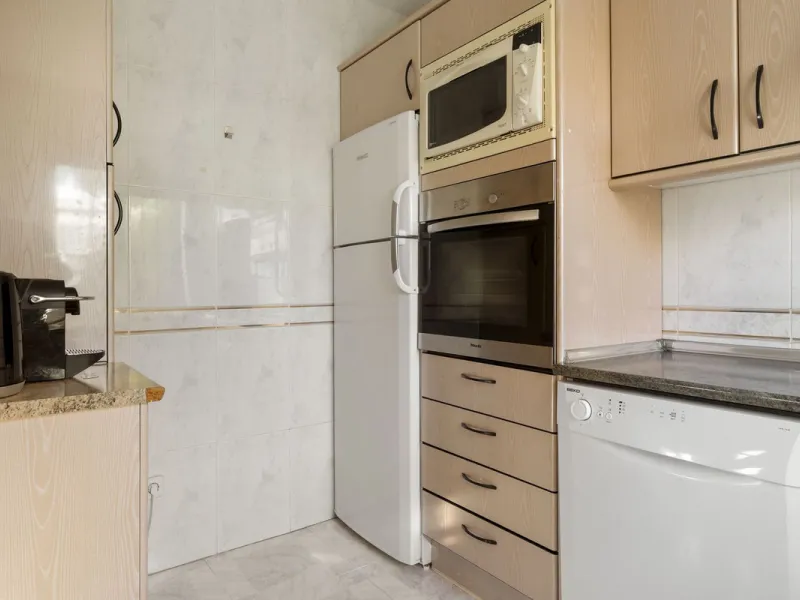 Charming Townhouse with Sea Views in a Popular Urbanisation in Bel Air