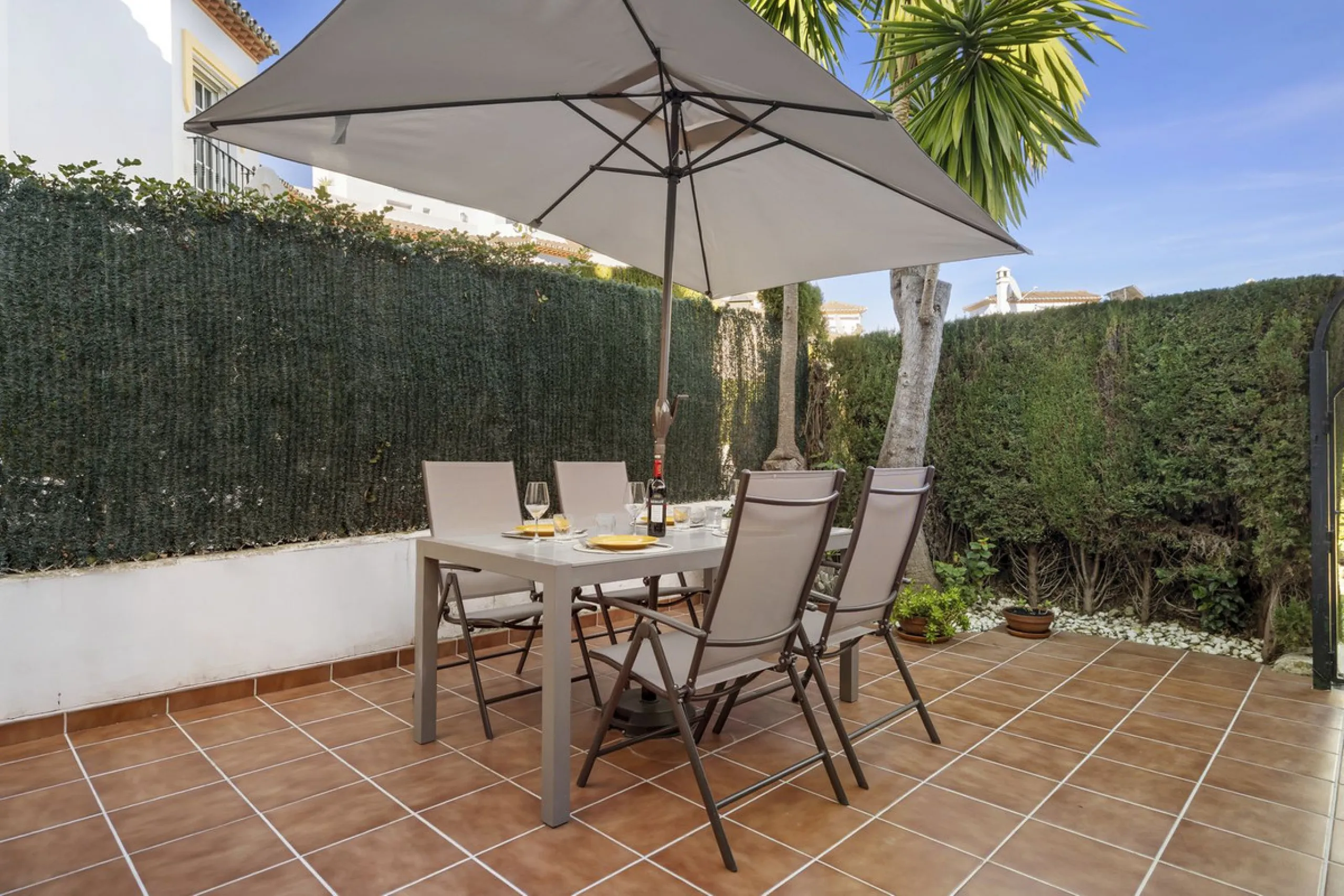 Charming Townhouse with Sea Views in a Popular Urbanisation in Bel Air