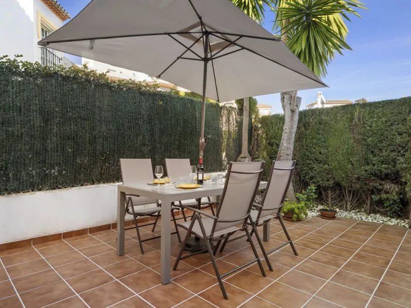 Charming Townhouse with Sea Views in a Popular Urbanisation in Bel Air
