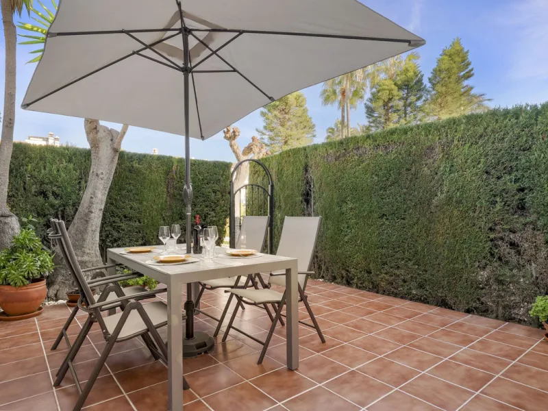 Charming Townhouse with Sea Views in a Popular Urbanisation in Bel Air