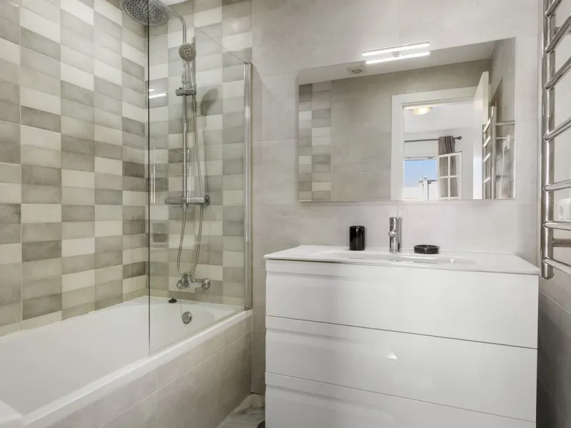 Charming Townhouse with Sea Views in a Popular Urbanisation in Bel Air