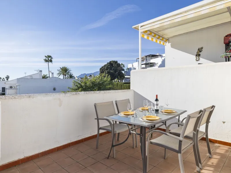 Charming Townhouse with Sea Views in a Popular Urbanisation in Bel Air
