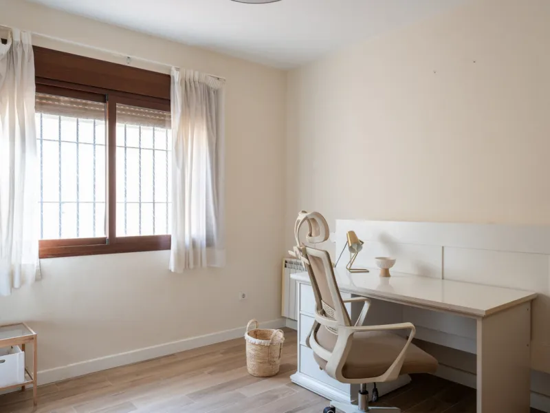 Originally designed as two semi-detached homes, the property offers outstanding adaptability and lends itself effortlessly to a variety of living arrangements — whether as a refined residence for a large family, two families or an elegant multigenerationa