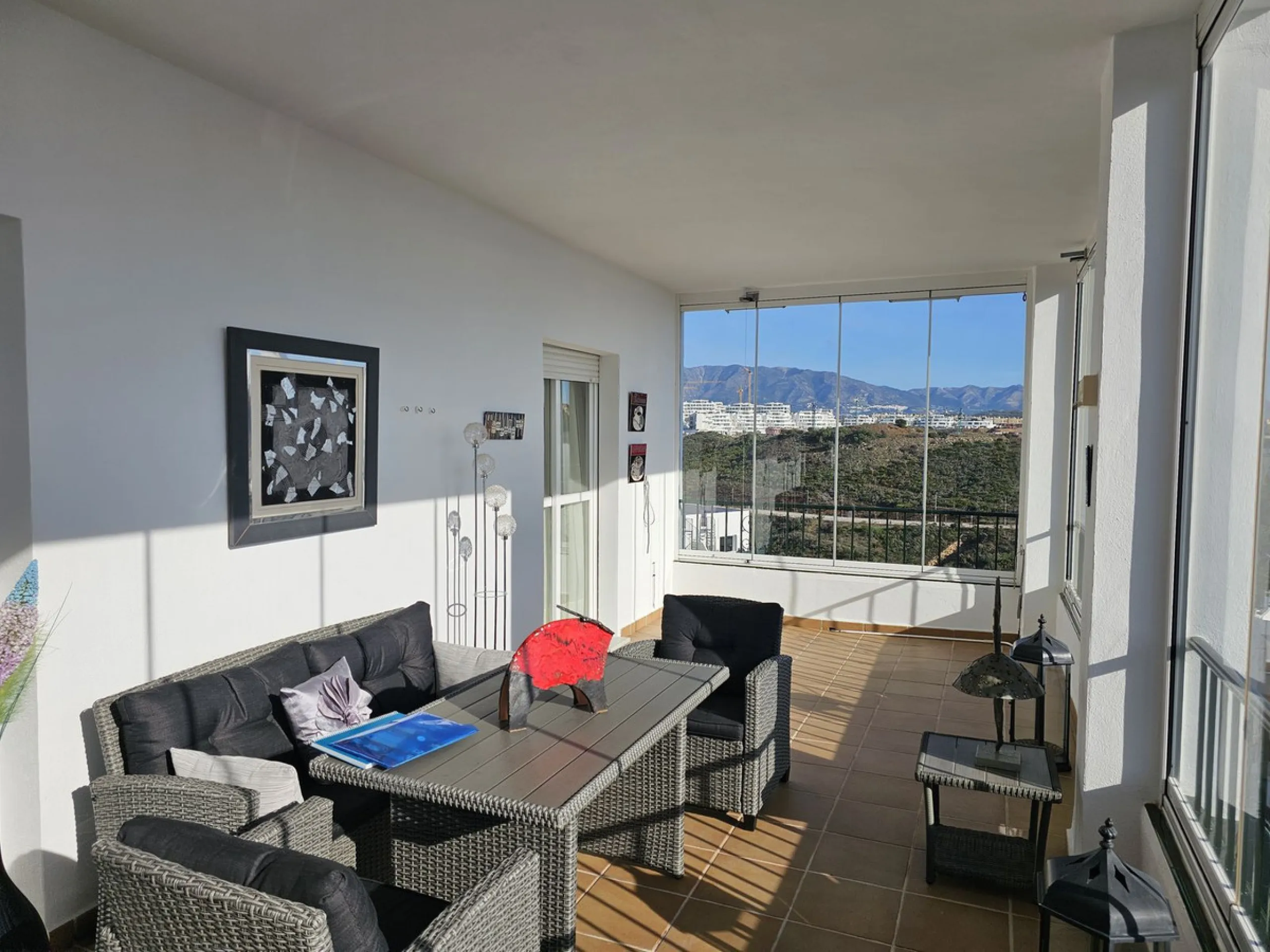 Middle Floor Apartment, Miraflores, Costa del Sol.