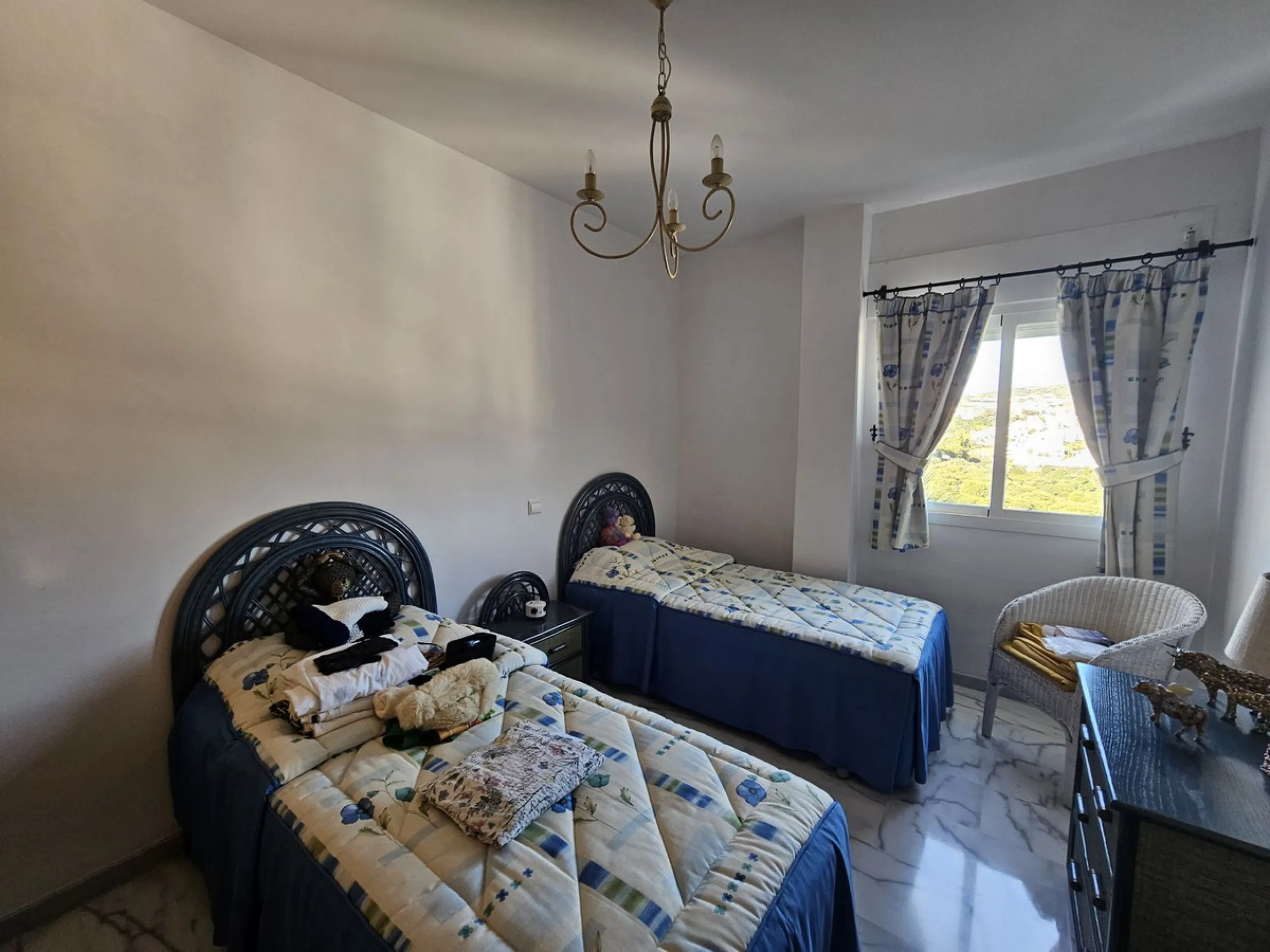Middle Floor Apartment, Miraflores, Costa del Sol.