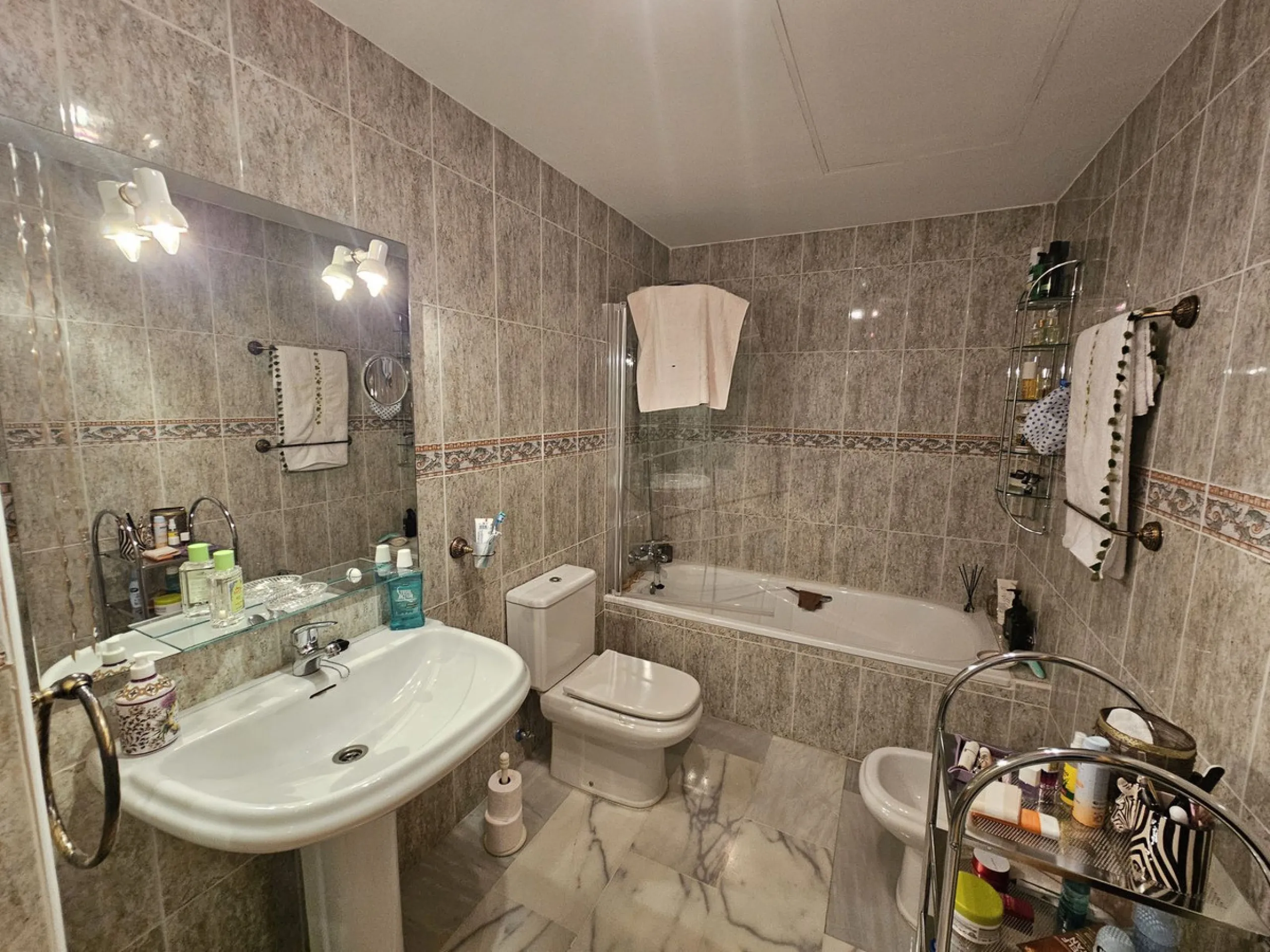 Middle Floor Apartment, Miraflores, Costa del Sol.