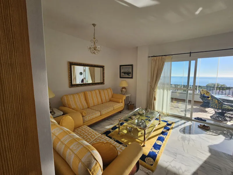 Middle Floor Apartment, Miraflores, Costa del Sol.