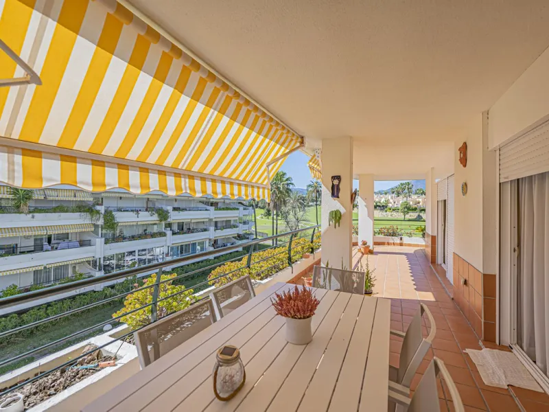 LARGE PROPERTY IN GUADALMINA