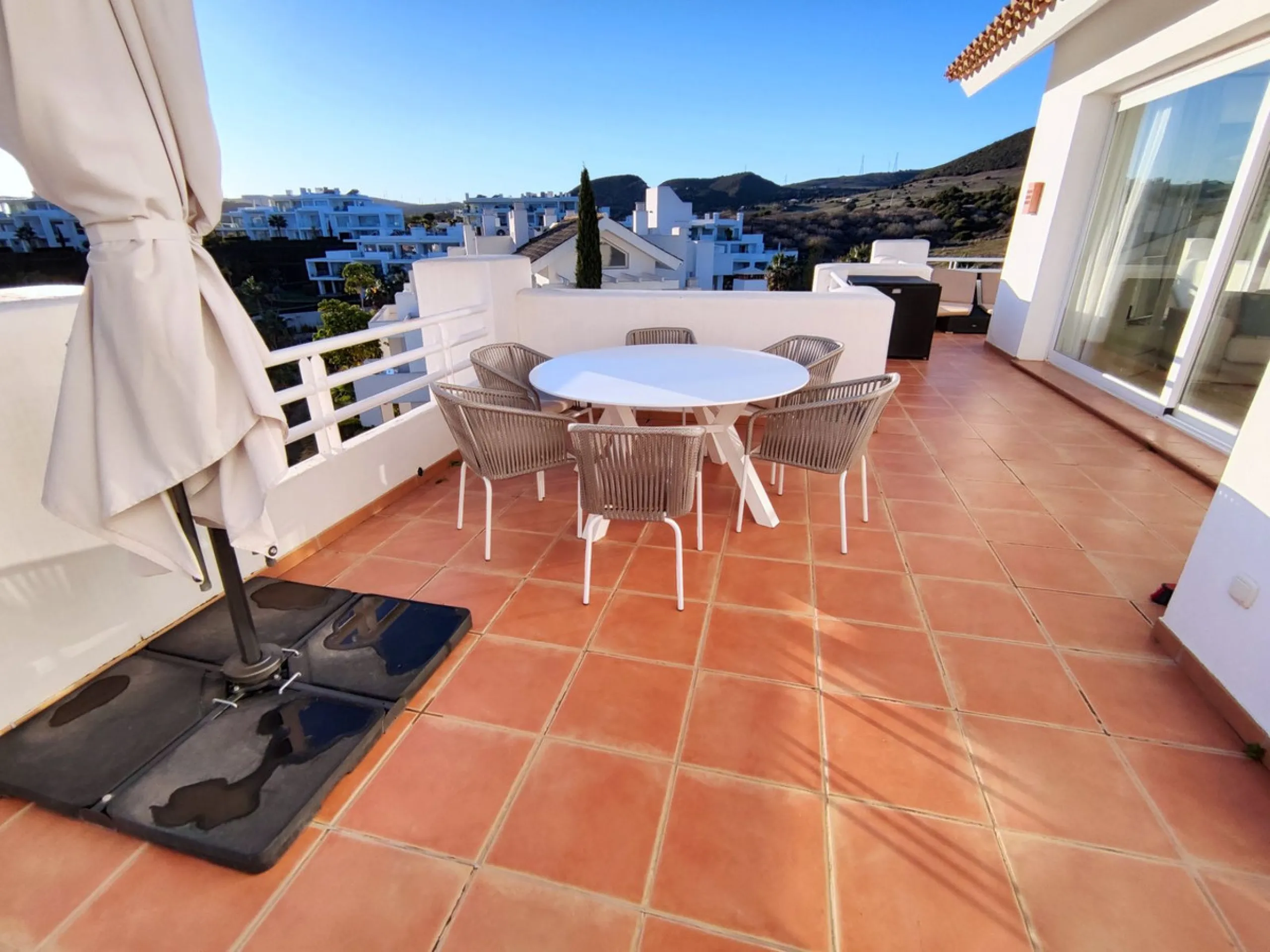 Accommodation for up to 4 guests is provided in a fully air-conditioned penthouse apartment with two double bedrooms, two bathrooms, a fully equipped kitchen with modern appliances, and a spacious living room. The 200 m² apartment includes a large terrace