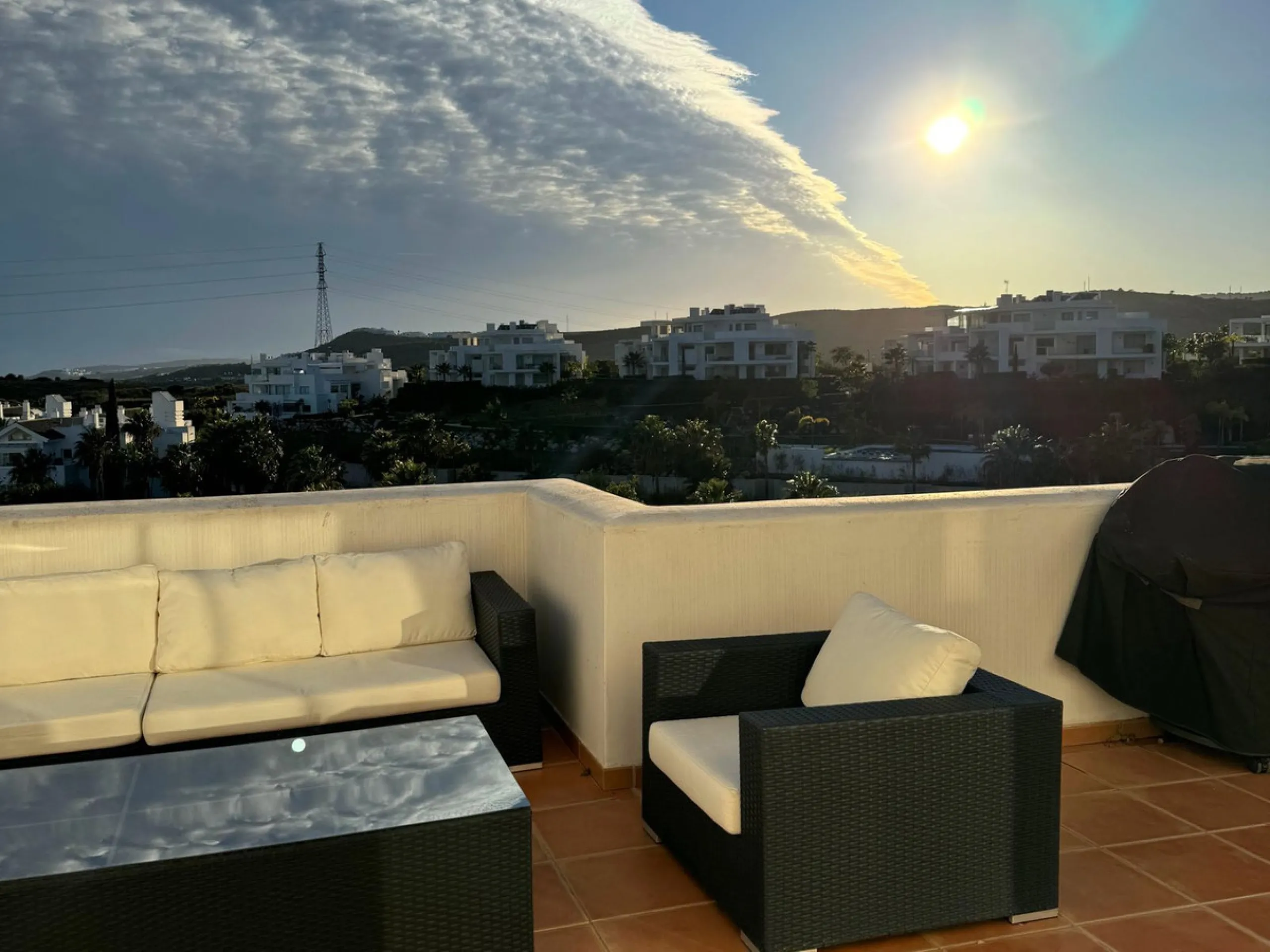 Accommodation for up to 4 guests is provided in a fully air-conditioned penthouse apartment with two double bedrooms, two bathrooms, a fully equipped kitchen with modern appliances, and a spacious living room. The 200 m² apartment includes a large terrace