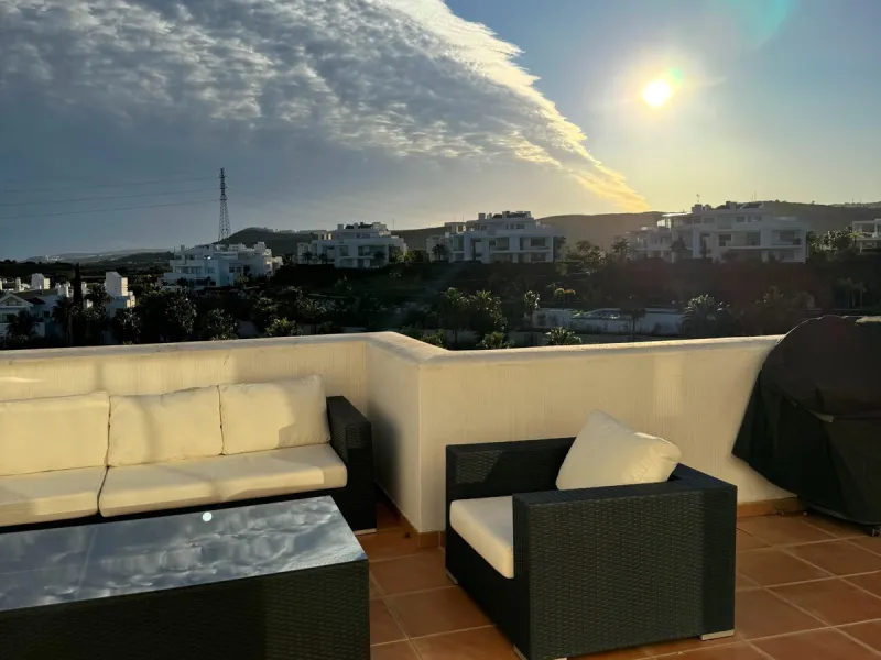 Accommodation for up to 4 guests is provided in a fully air-conditioned penthouse apartment with two double bedrooms, two bathrooms, a fully equipped kitchen with modern appliances, and a spacious living room. The 200 m² apartment includes a large terrace