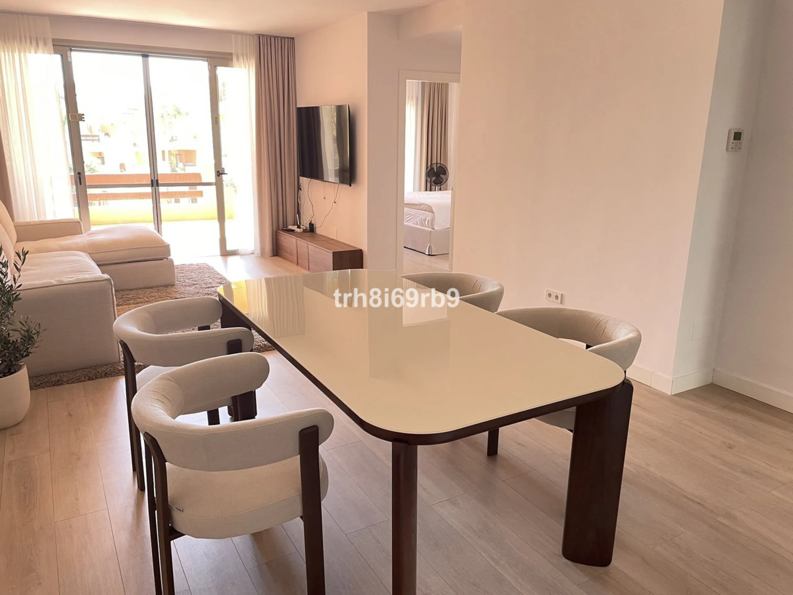 **Flat for Sale - El Retiro De Bel Air, Spain**