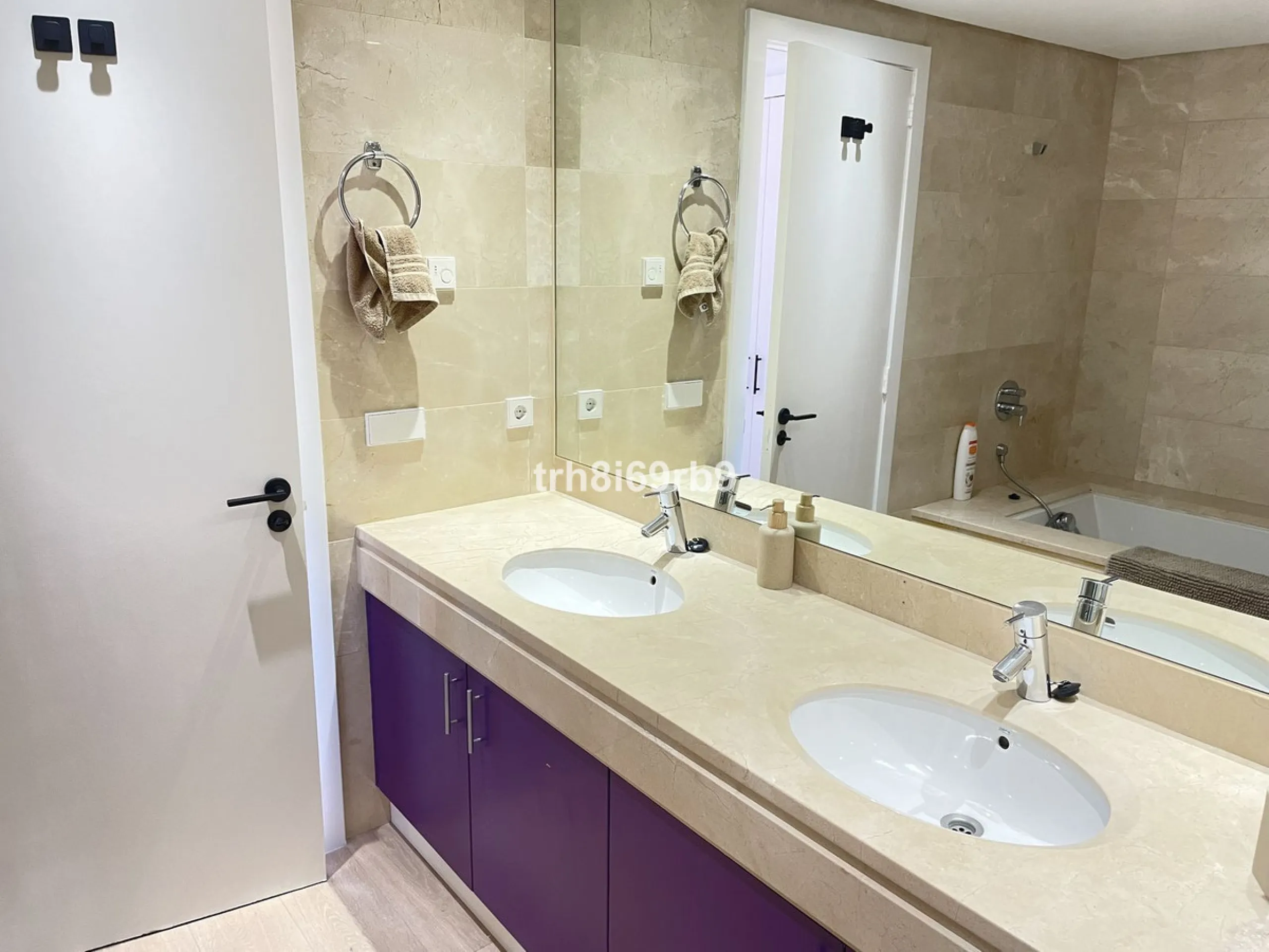 **Flat for Sale - El Retiro De Bel Air, Spain**