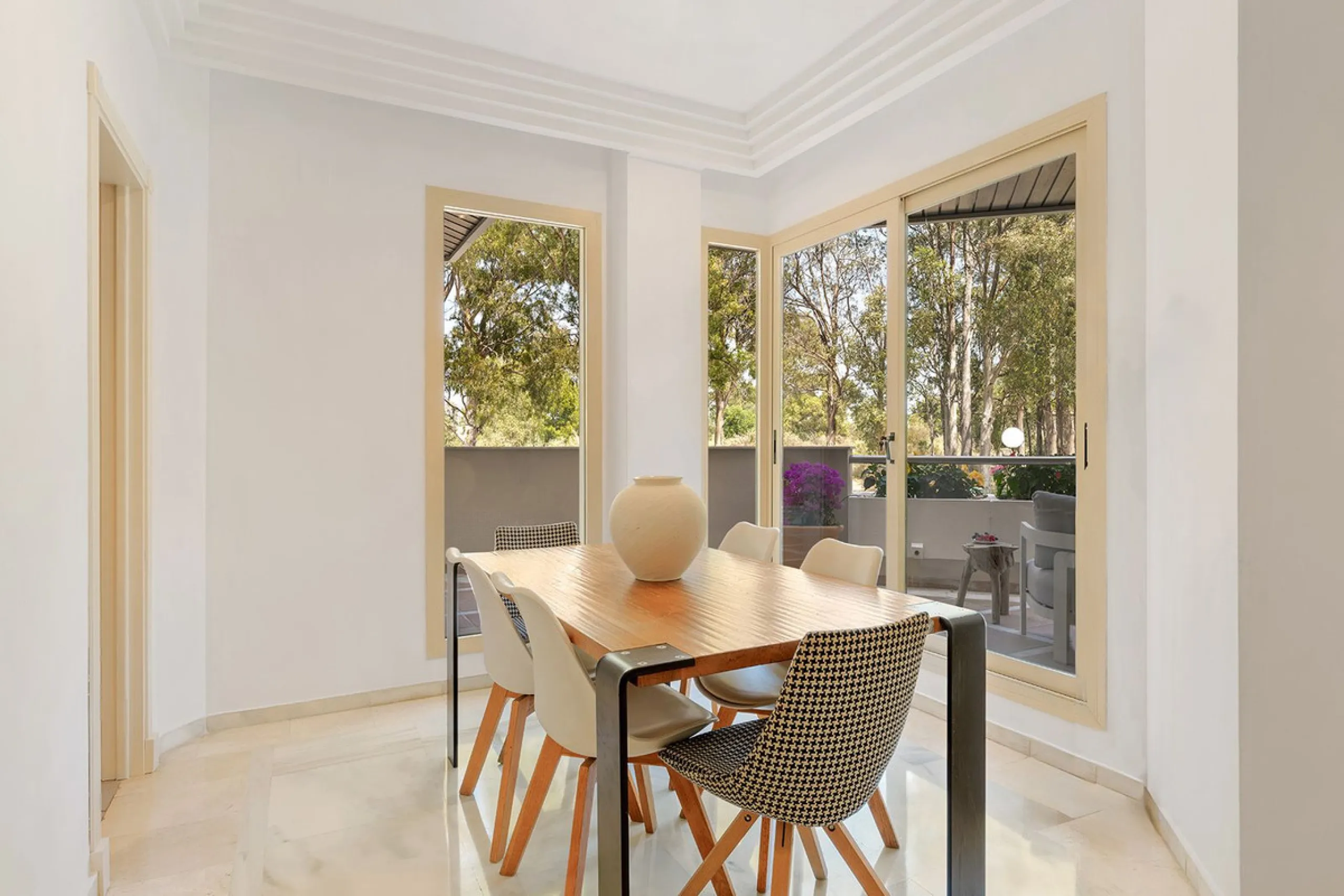 A beautifully presented three bedroom apartment in an exclusive gated community offering luxury living along with quality lifestyle installations.
