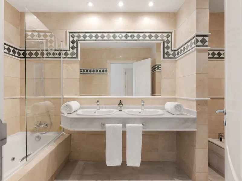 A beautifully presented three bedroom apartment in an exclusive gated community offering luxury living along with quality lifestyle installations.