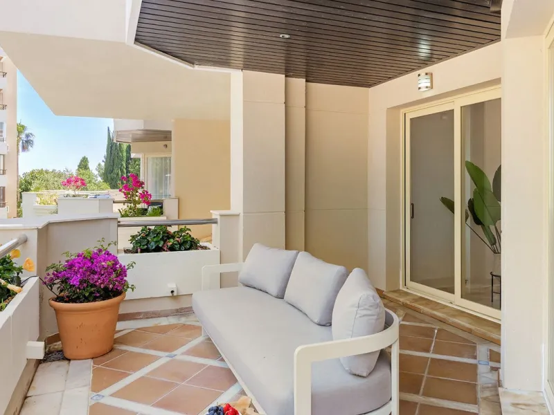 A beautifully presented three bedroom apartment in an exclusive gated community offering luxury living along with quality lifestyle installations.