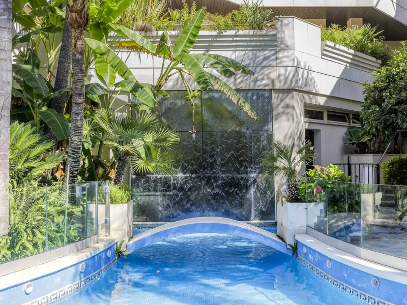 A beautifully presented three bedroom apartment in an exclusive gated community offering luxury living along with quality lifestyle installations.