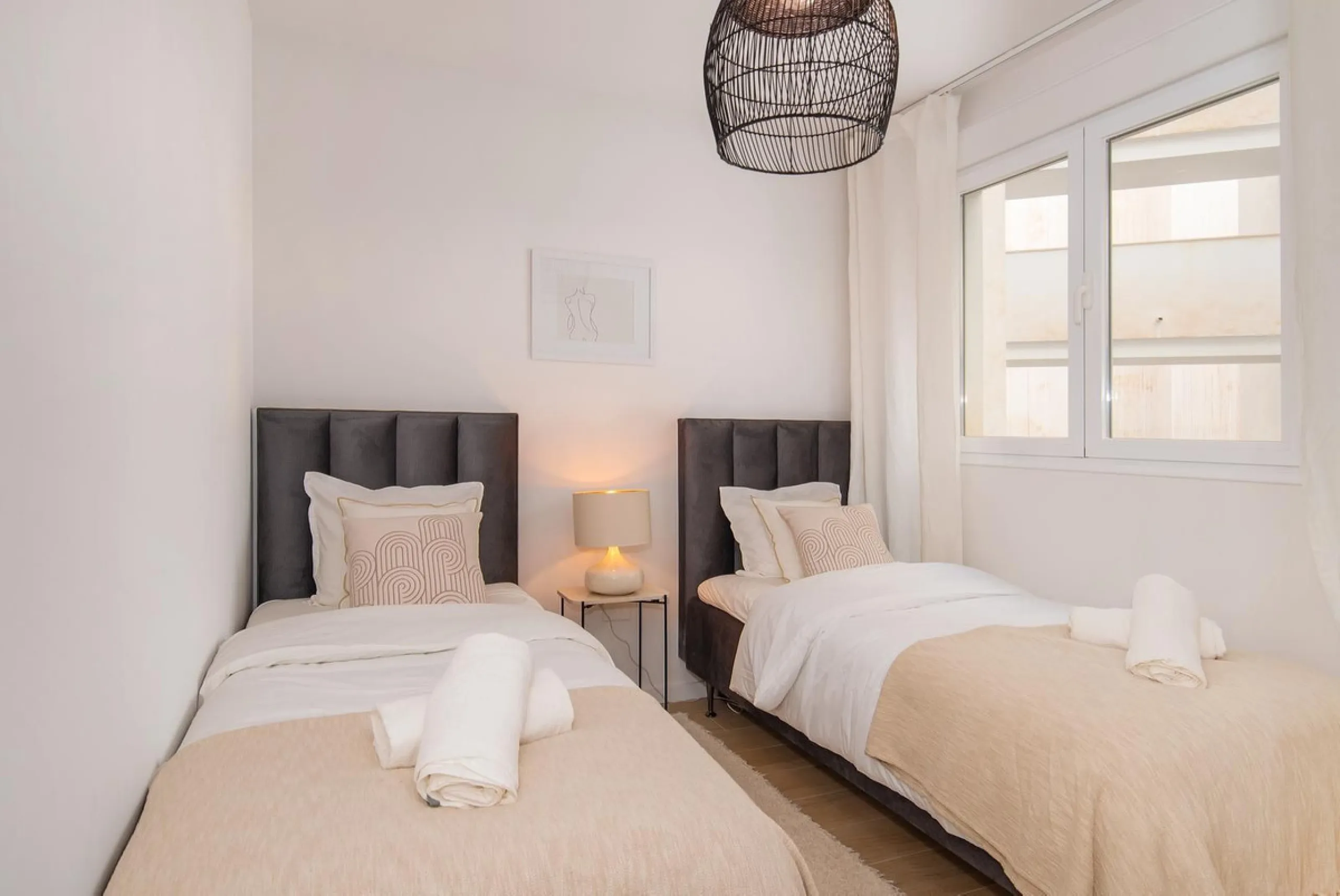 Exceptional Contemporary Apartment with Panoramic Views in La Campana (Nueva Andalucia) – €699,000