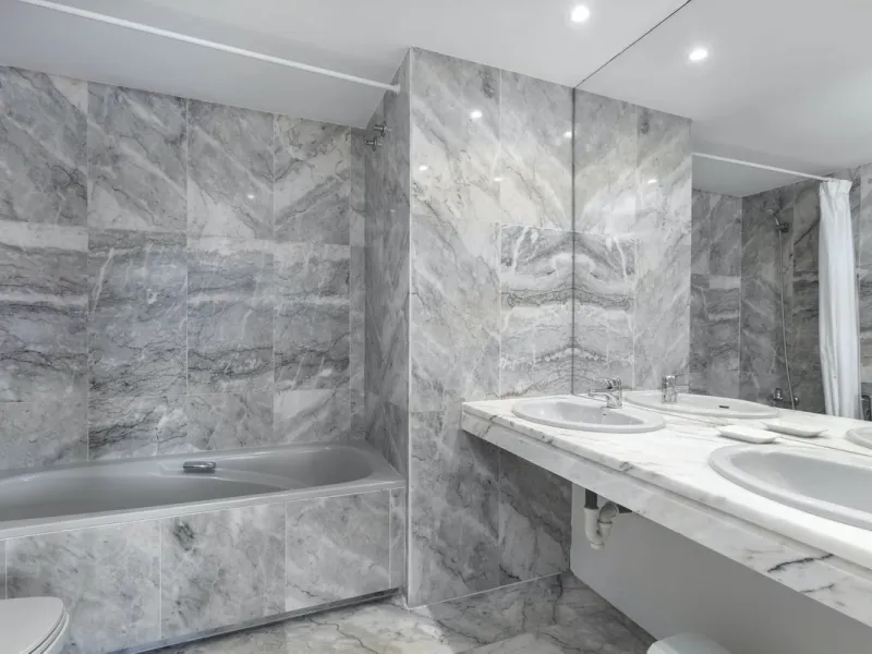 House - Townhouse в продаже в Marbella, Málaga. В доме 3 спален и 4 ванных комнат. Площадь дома 279 м²