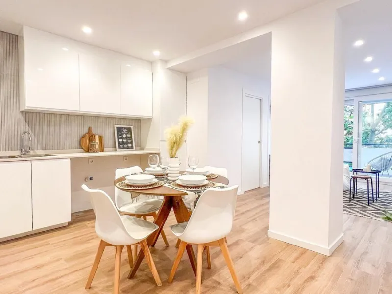 Apartment - Middle Floor Apartment в продаже в Málaga, Málaga. В доме 3 спален и 2 ванных комнат. Площадь дома 93 м²
