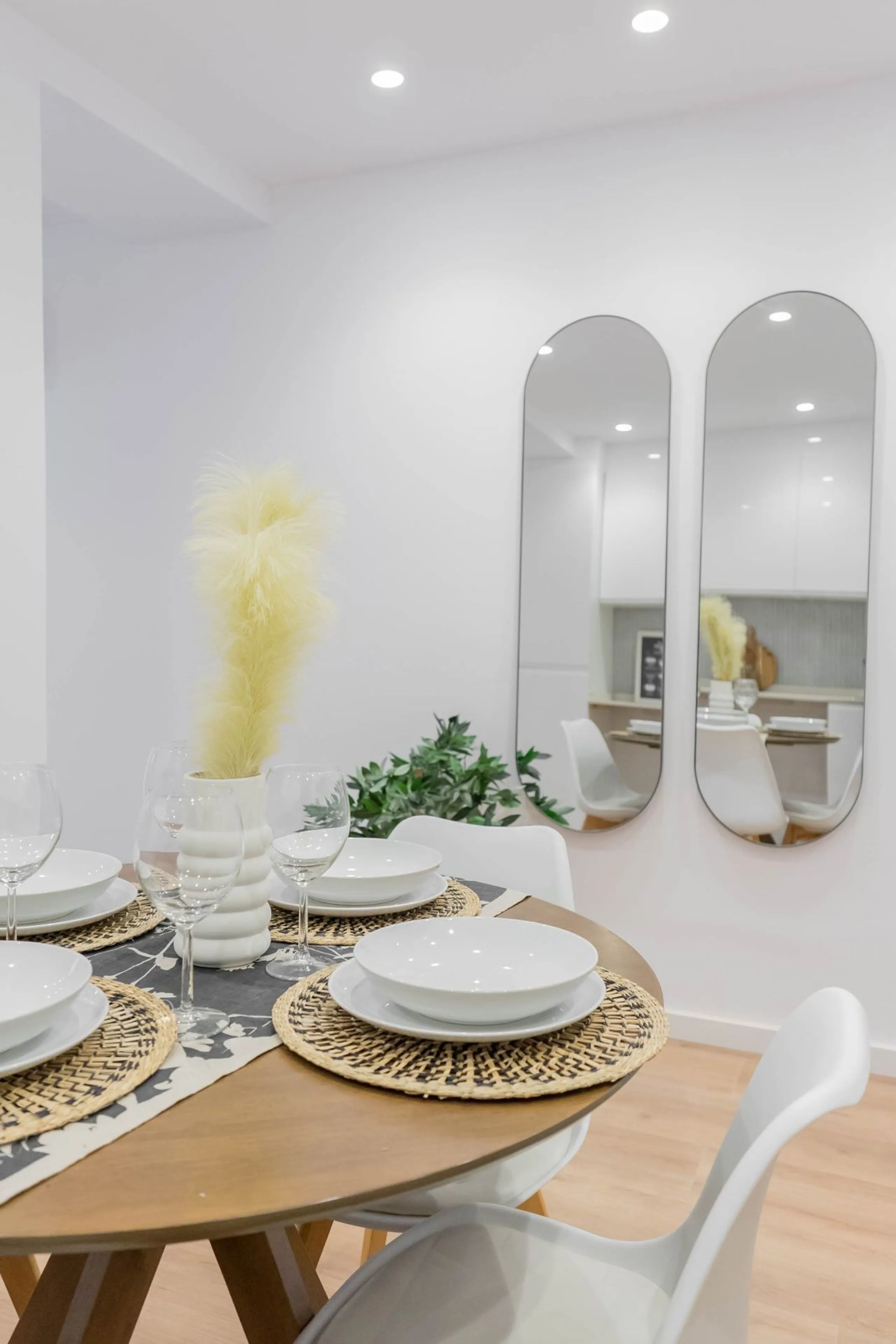 Apartment - Middle Floor Apartment в продаже в Málaga, Málaga. В доме 3 спален и 2 ванных комнат. Площадь дома 93 м²