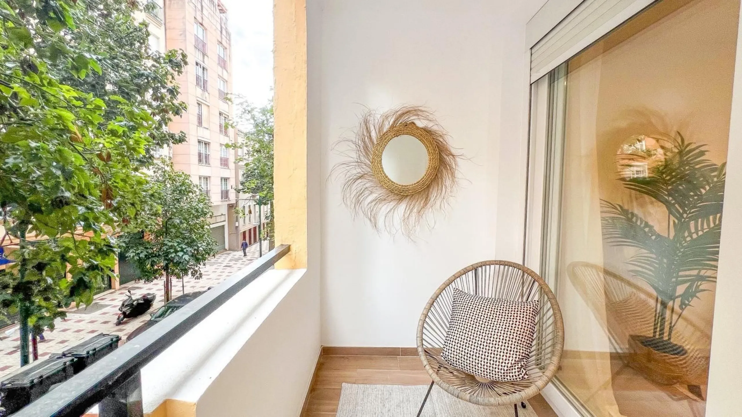 Apartment - Middle Floor Apartment в продаже в Málaga, Málaga. В доме 3 спален и 2 ванных комнат. Площадь дома 93 м²