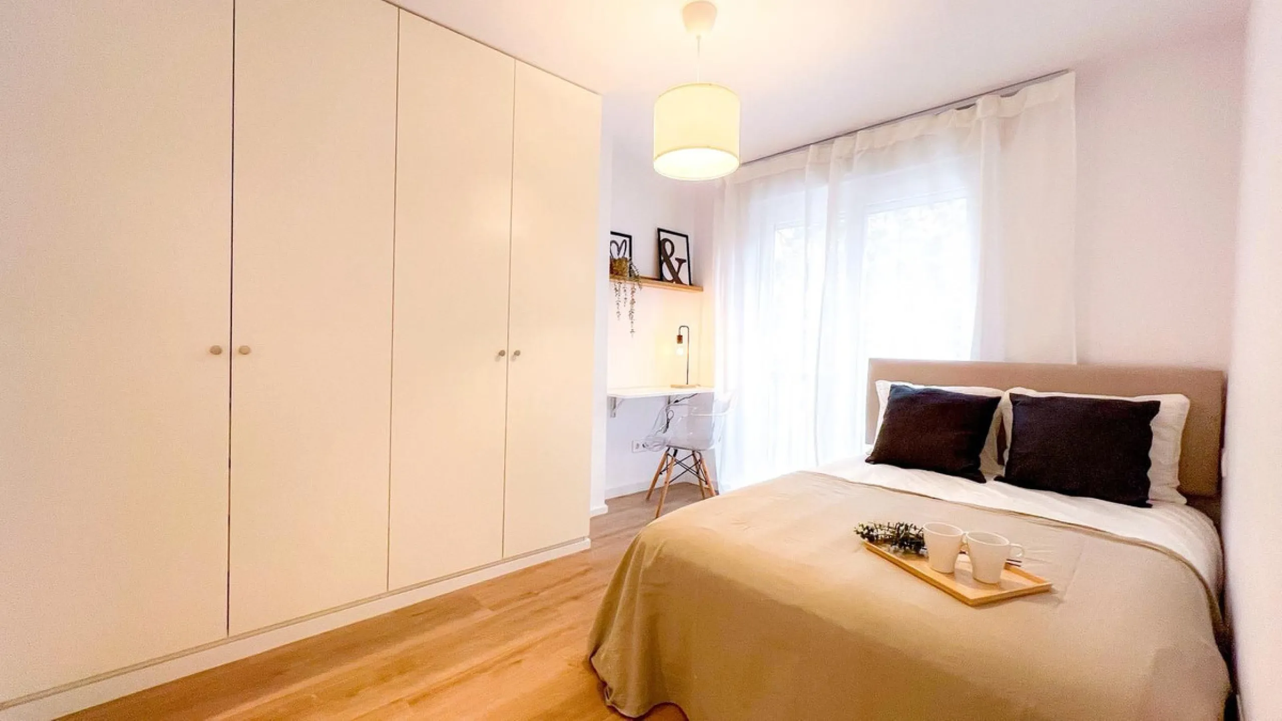 Apartment - Middle Floor Apartment в продаже в Málaga, Málaga. В доме 3 спален и 2 ванных комнат. Площадь дома 93 м²