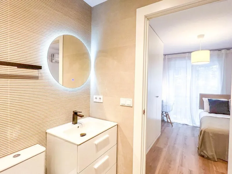 Apartment - Middle Floor Apartment в продаже в Málaga, Málaga. В доме 3 спален и 2 ванных комнат. Площадь дома 93 м²