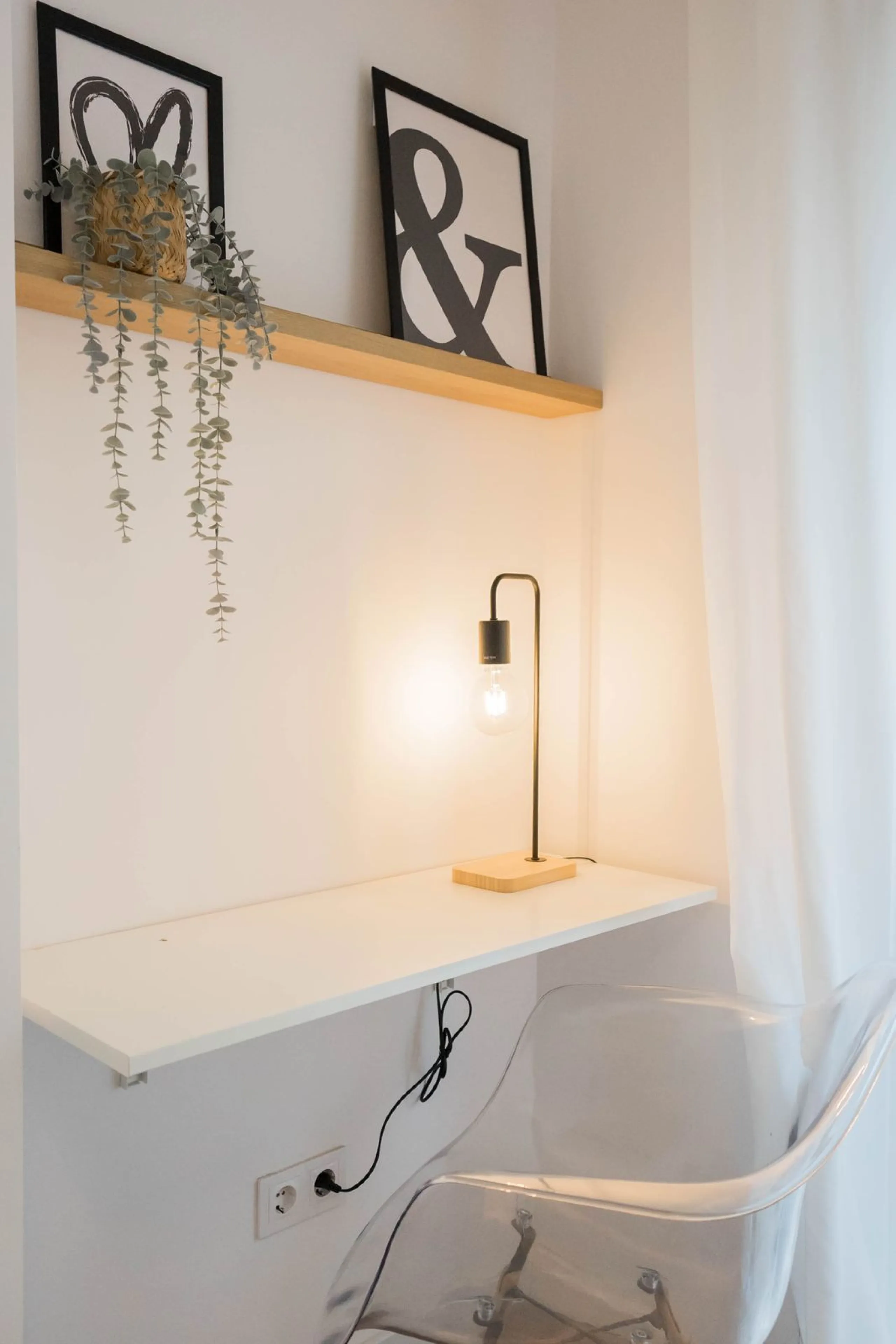 Apartment - Middle Floor Apartment в продаже в Málaga, Málaga. В доме 3 спален и 2 ванных комнат. Площадь дома 93 м²