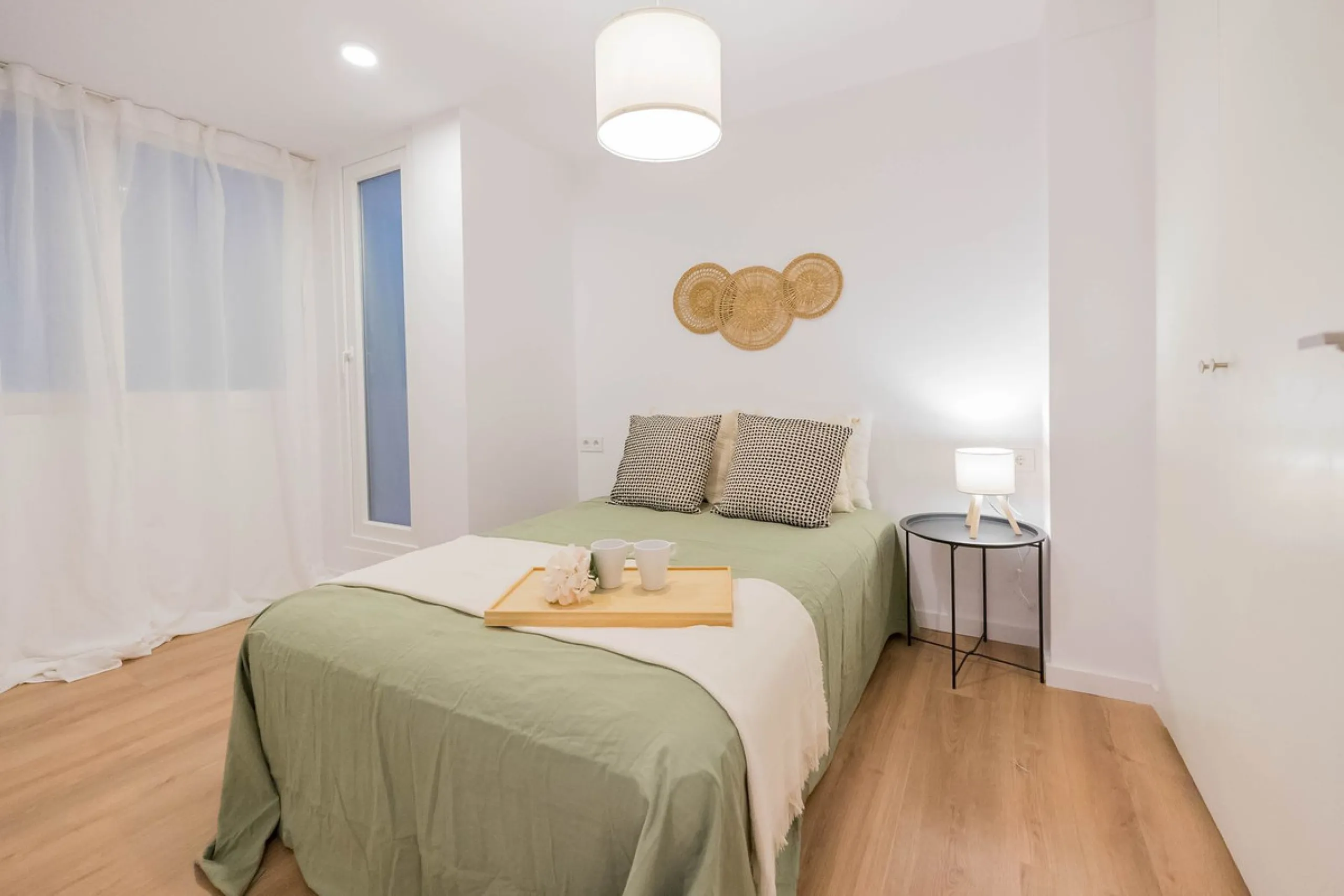 Apartment - Middle Floor Apartment в продаже в Málaga, Málaga. В доме 3 спален и 2 ванных комнат. Площадь дома 93 м²